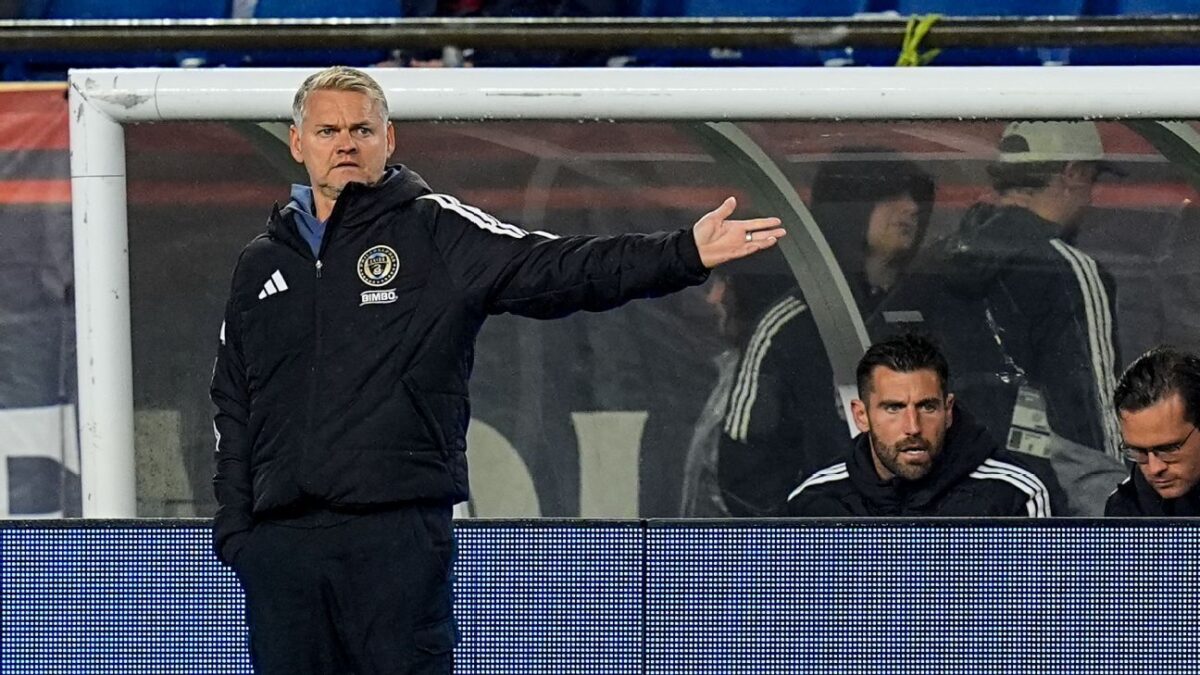 MLS-worst Union fire coach Carnell, SD amid slump